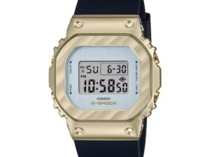 AUTHENTIC CASIO G-SHOCK OAK METAL COVERED COMPACT BELLE COURBE SERIE Women High-End Watch