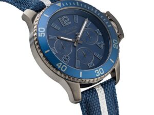 AUTHENTIC NAUTICA Mineral Elegant Watch