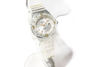 Authentic CASIO COLLECTION & VINTAGE Women 34 mm Resin Quartz Designer Wristwatch  – CASIO COLLECTION